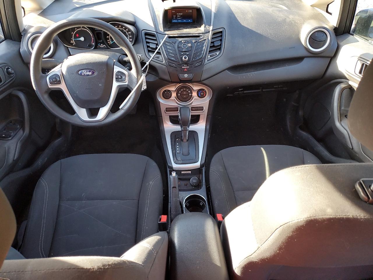 2018 Ford Fiesta Se VIN: 3FADP4EJ9JM124021 Lot: 92839585