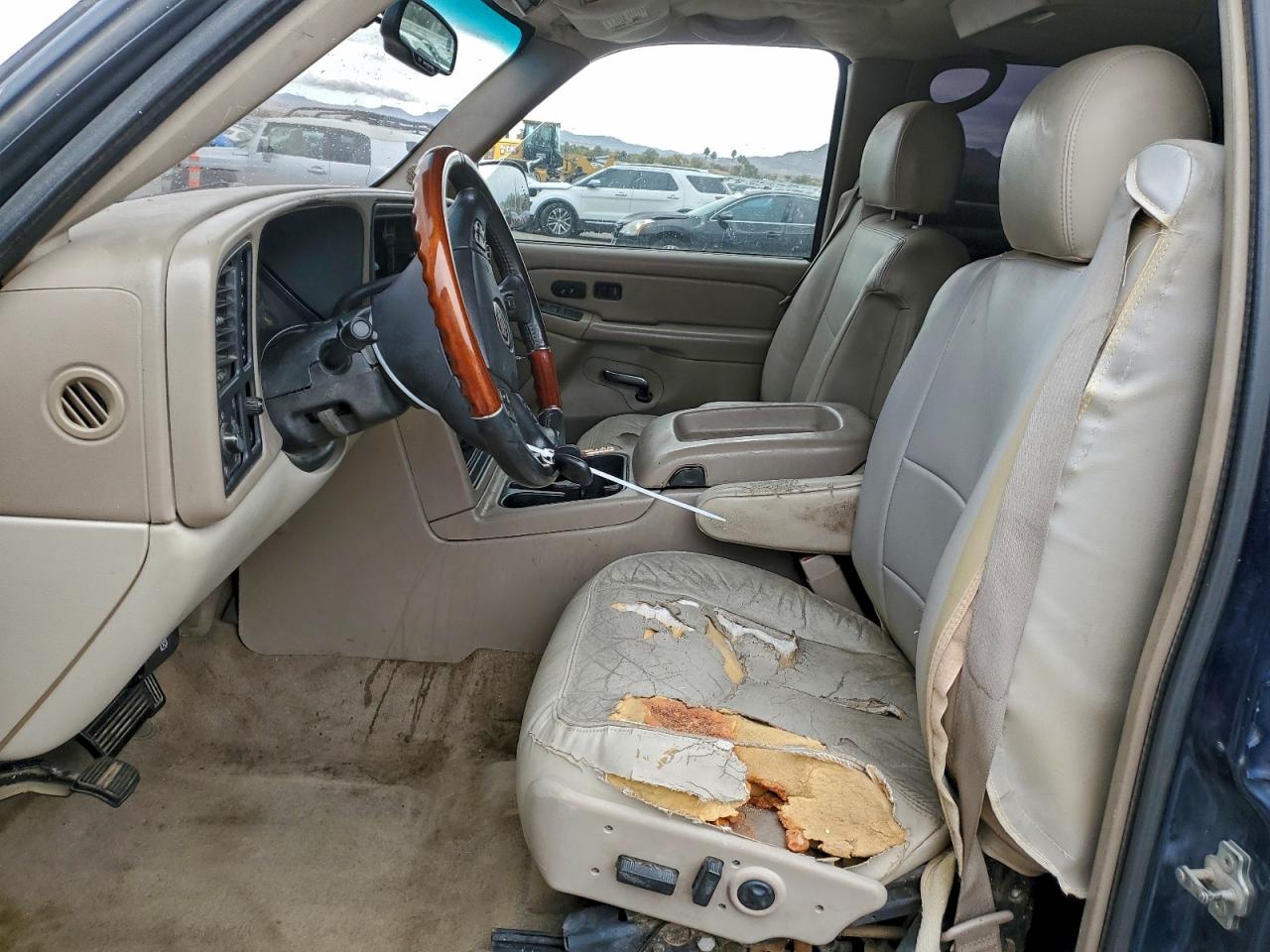 2005 Chevrolet Tahoe K1500 VIN: 1GNEK13T25R125538 Lot: 93659685