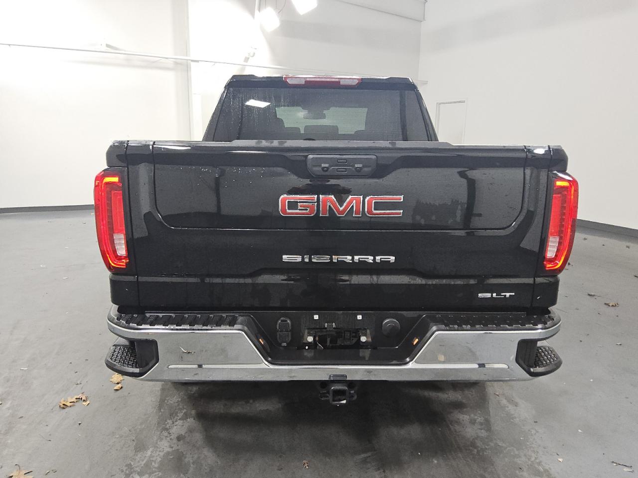2025 GMC Sierra K1500 Slt VIN: 1GTUUDED8SZ264526 Lot: 92727085