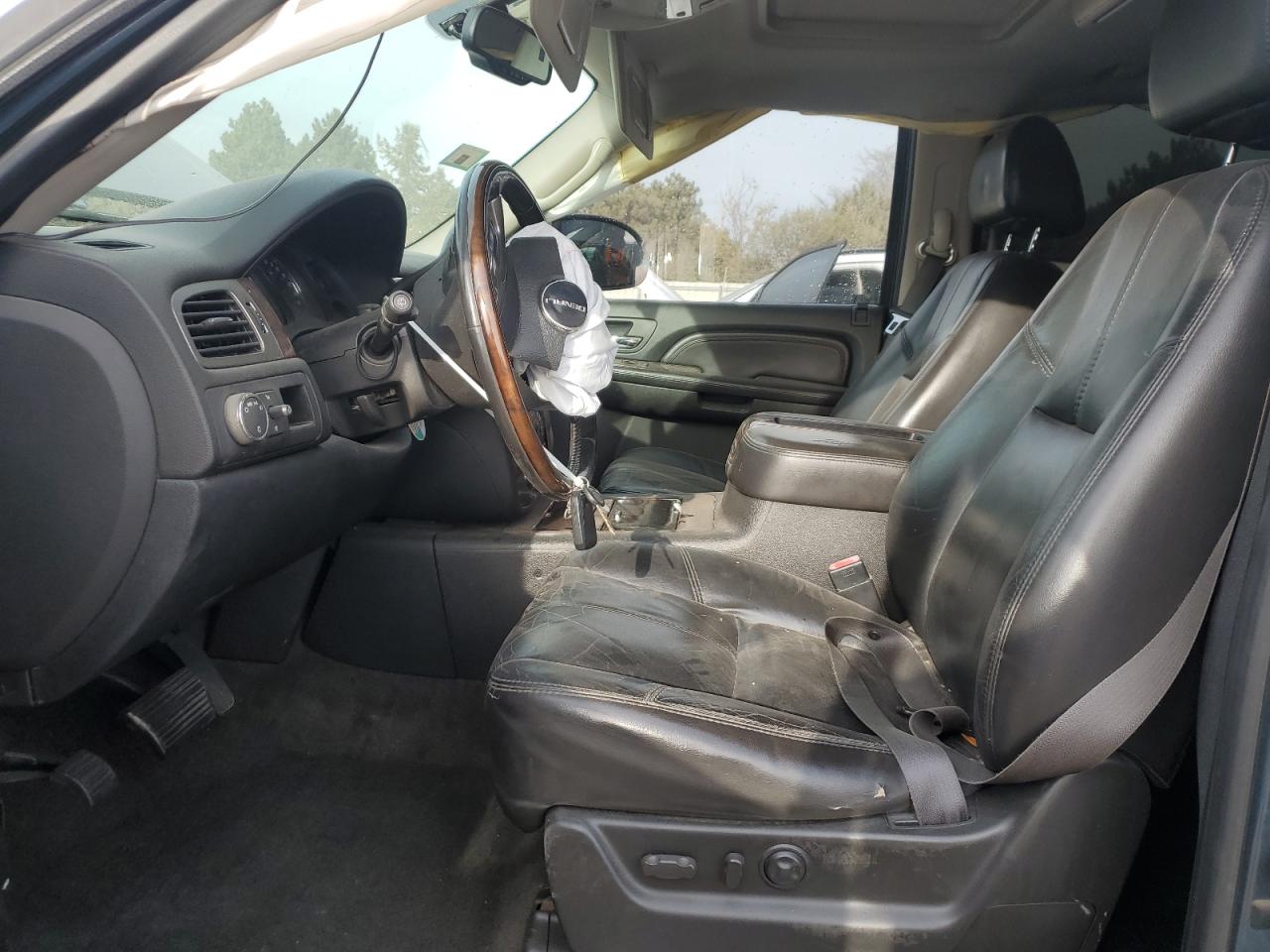 2007 GMC Yukon Xl Denali VIN: 1GKFK668X7J318253 Lot: 91709225