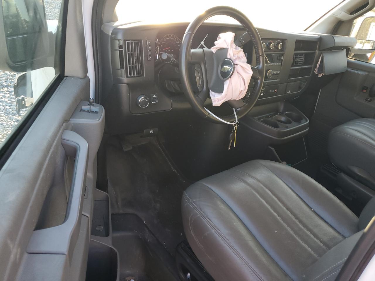 2023 Chevrolet Express G2500 VIN: 1GCWGAFP2P1222754 Lot: 92247065