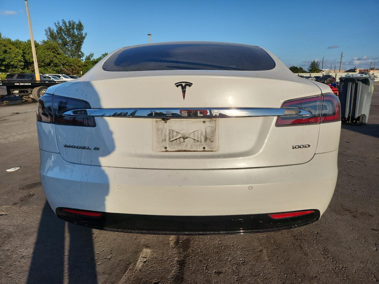2018 Tesla Model S VIN: 5YJSA1E25JF245160 Lot: 93814435