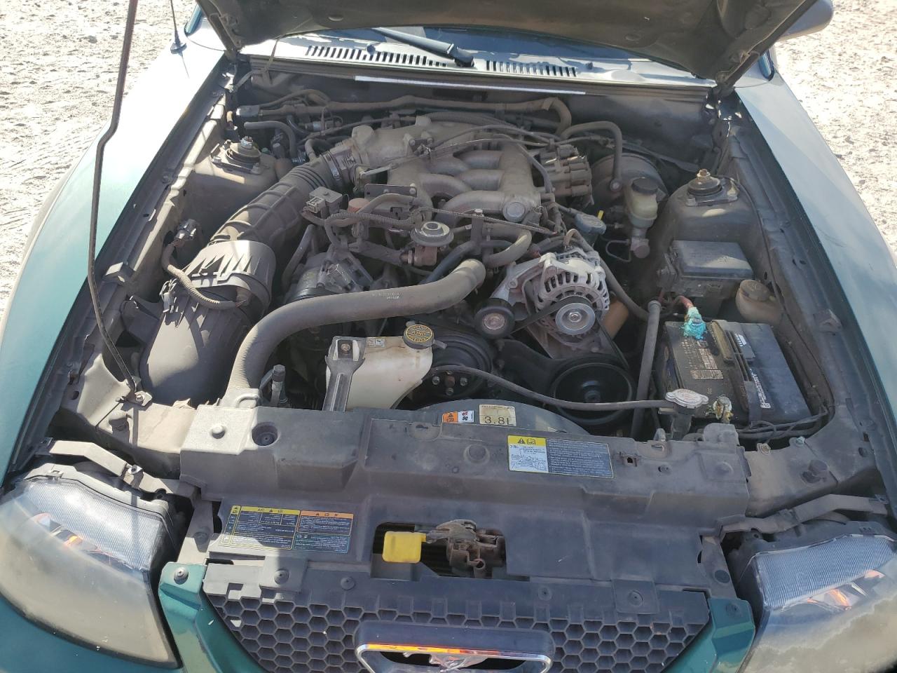 2001 Ford Mustang VIN: 1FAFP40421F153936 Lot: 92379525