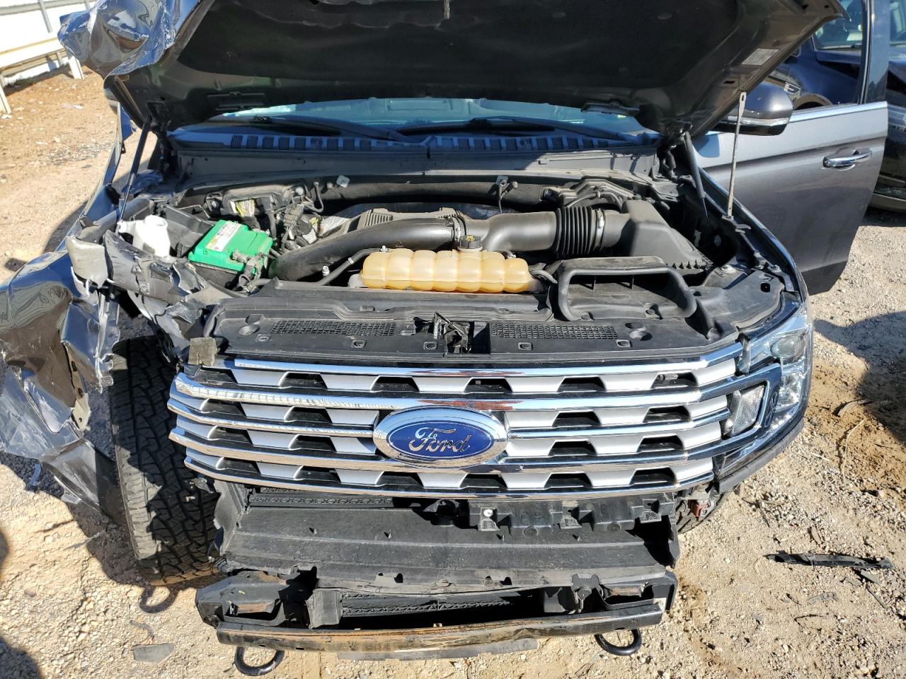 2018 Ford Expedition Max Limited VIN: 1FMJK2AT0JEA05136 Lot: 92918495