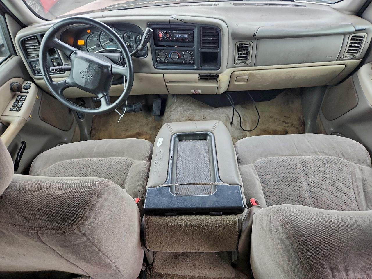 2002 Chevrolet Tahoe C1500 VIN: 1GNEC13Z32R262498 Lot: 94487935