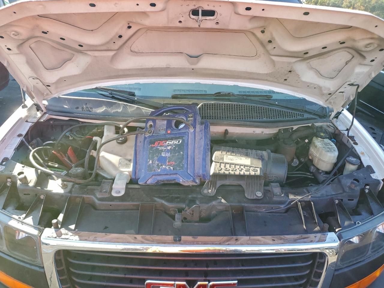 2017 GMC Savana Utility / Service Van VIN: 1GTW7AFF9H1911554 Lot: 93756855