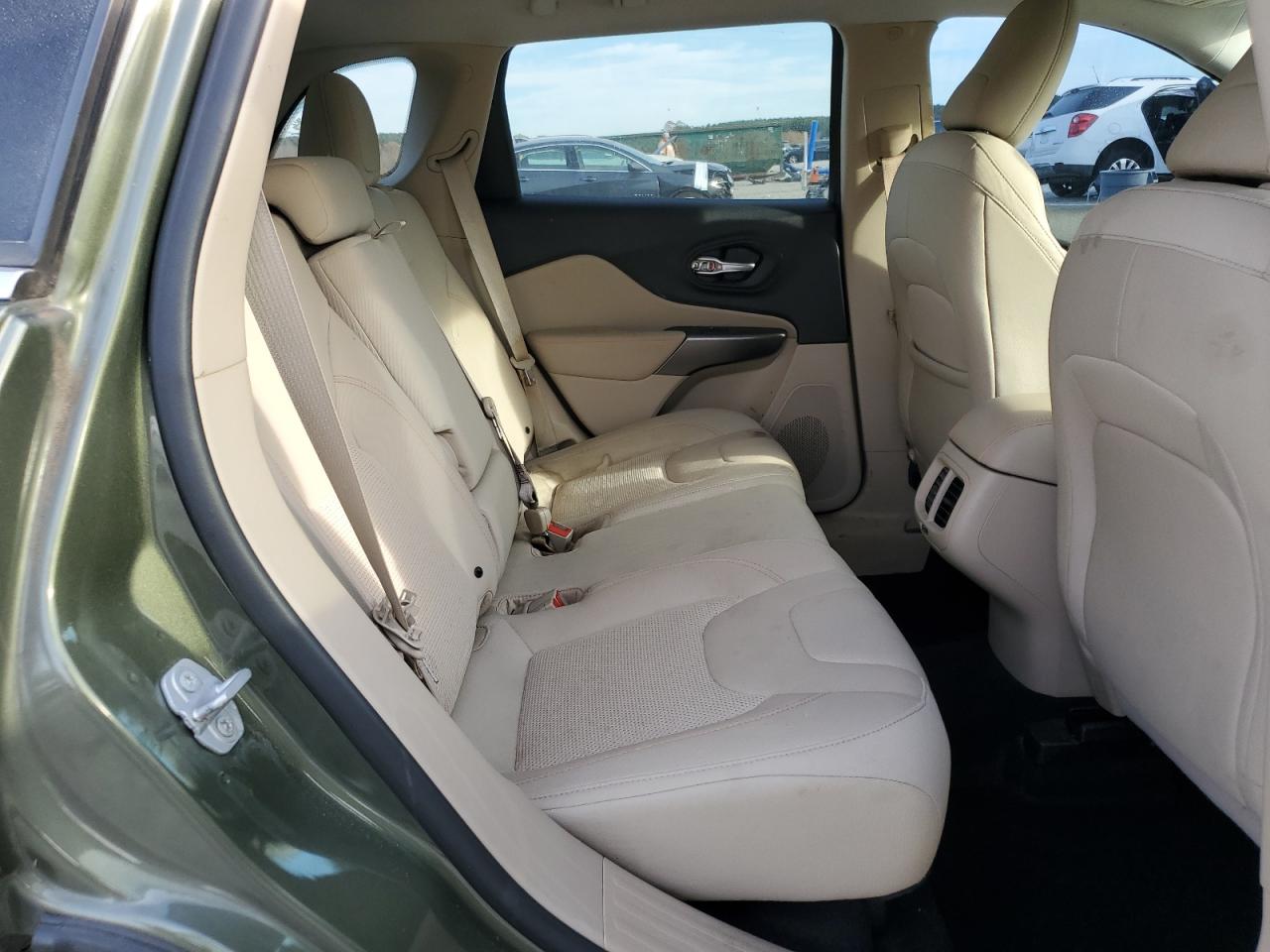 2019 Jeep Cherokee Latitude VIN: 1C4PJLCB7KD423101 Lot: 92656925