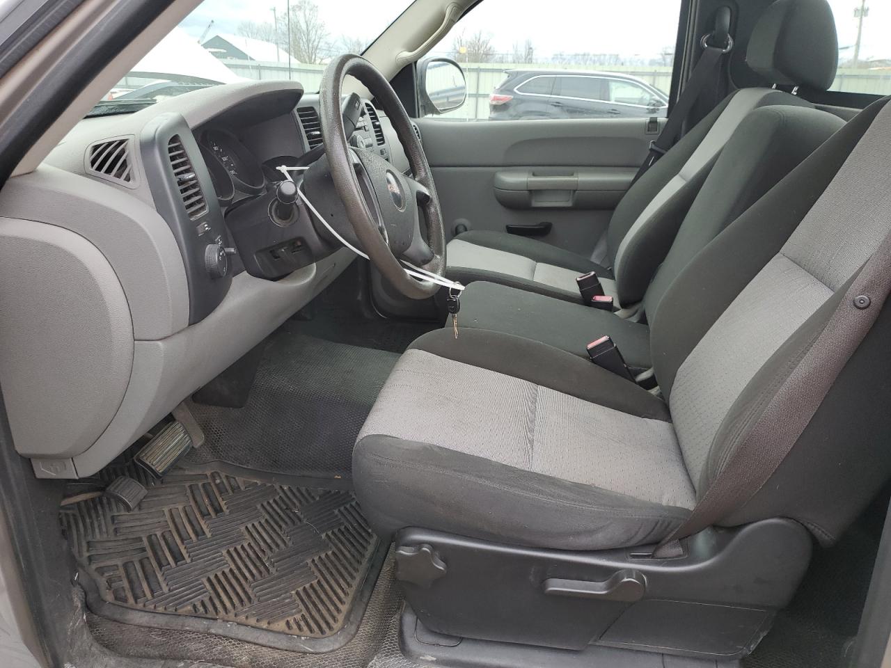 2008 GMC Sierra C1500 VIN: 1GTEC14X18Z308277 Lot: 92680815