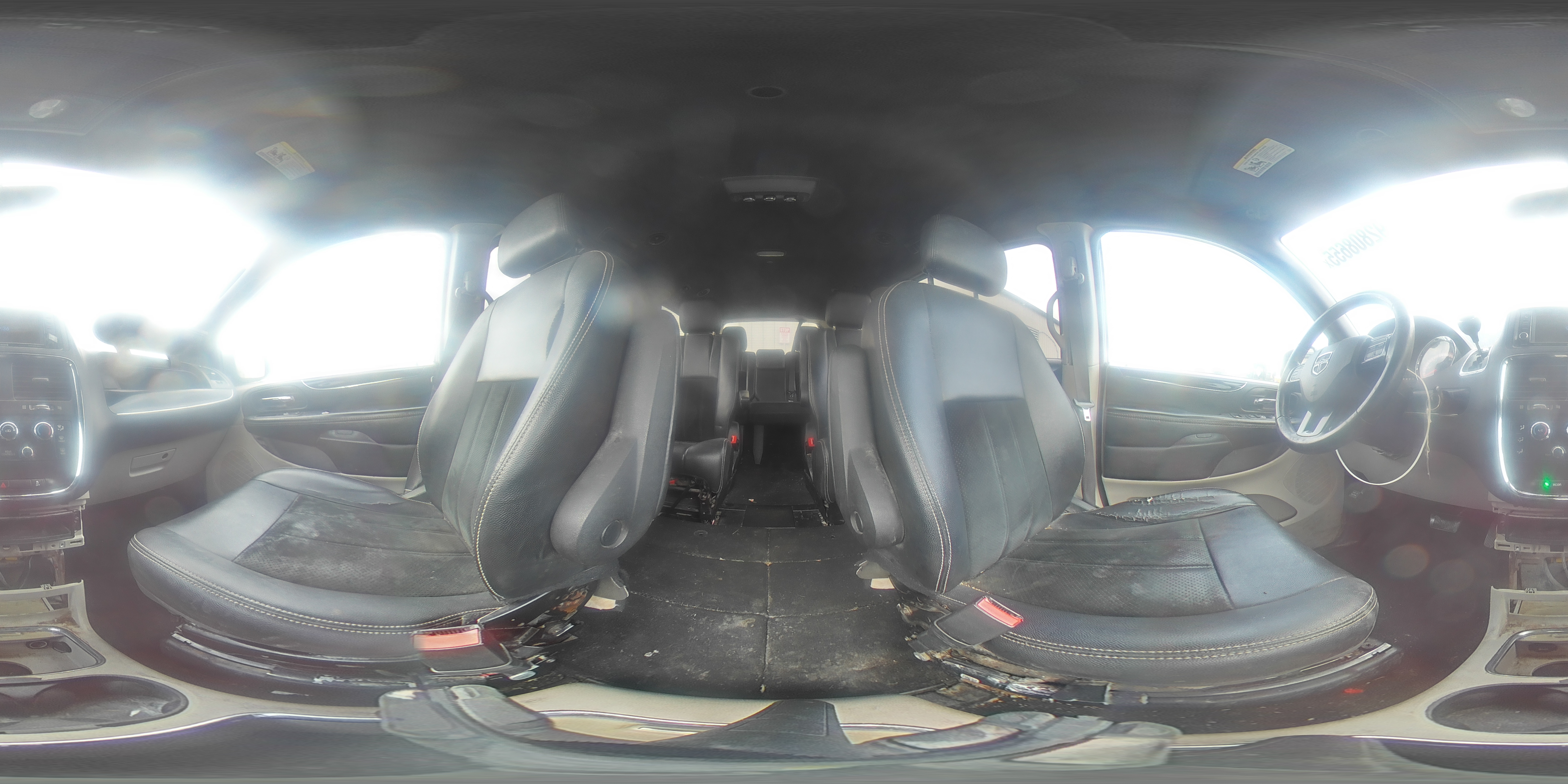 2018 Dodge Grand Caravan Sxt VIN: 2C4RDGCG5JR240911 Lot: 92808655