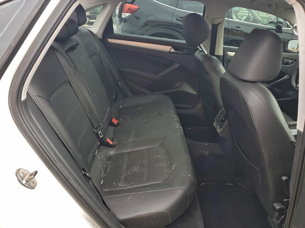 2013 Volkswagen Passat Se VIN: 1VWBN7A35DC036215 Lot: 94050415