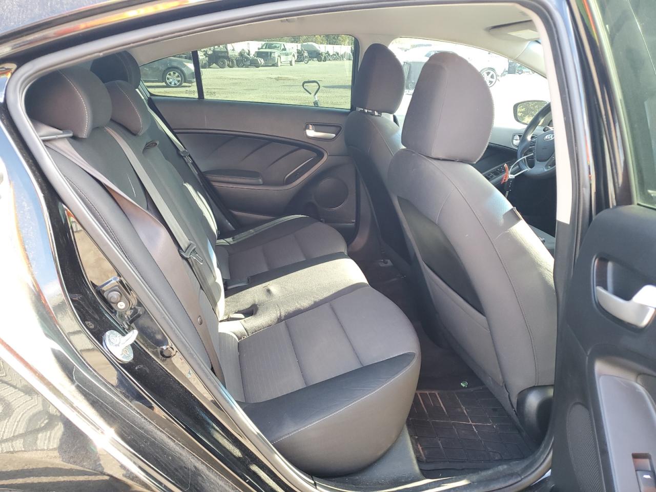 2017 Kia Forte Lx VIN: 3KPFL4A76HE020888 Lot: 91737435