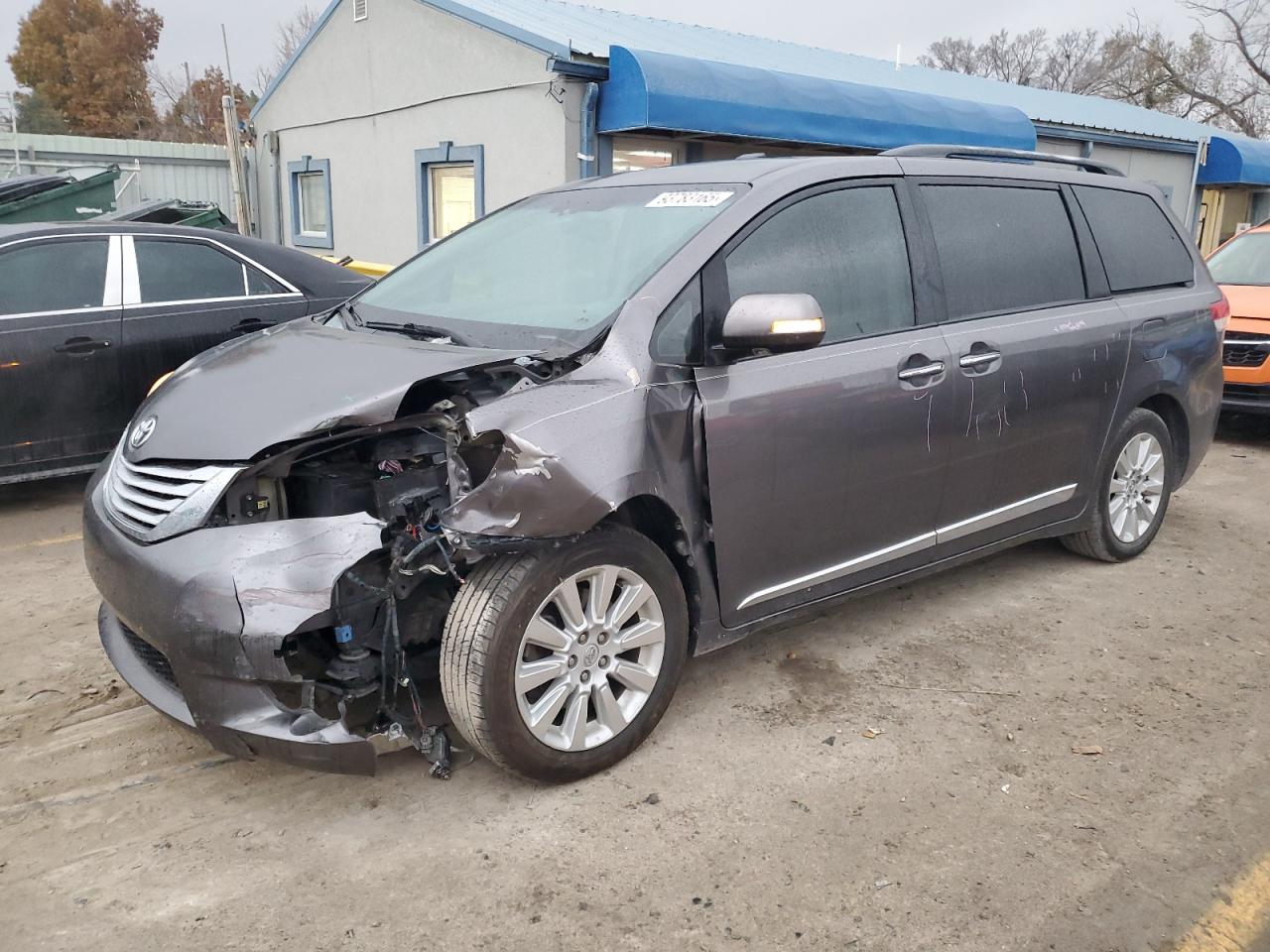 2013 Toyota Sienna Xle VIN: 5TDDK3DC2DS051083 Lot: 93783165