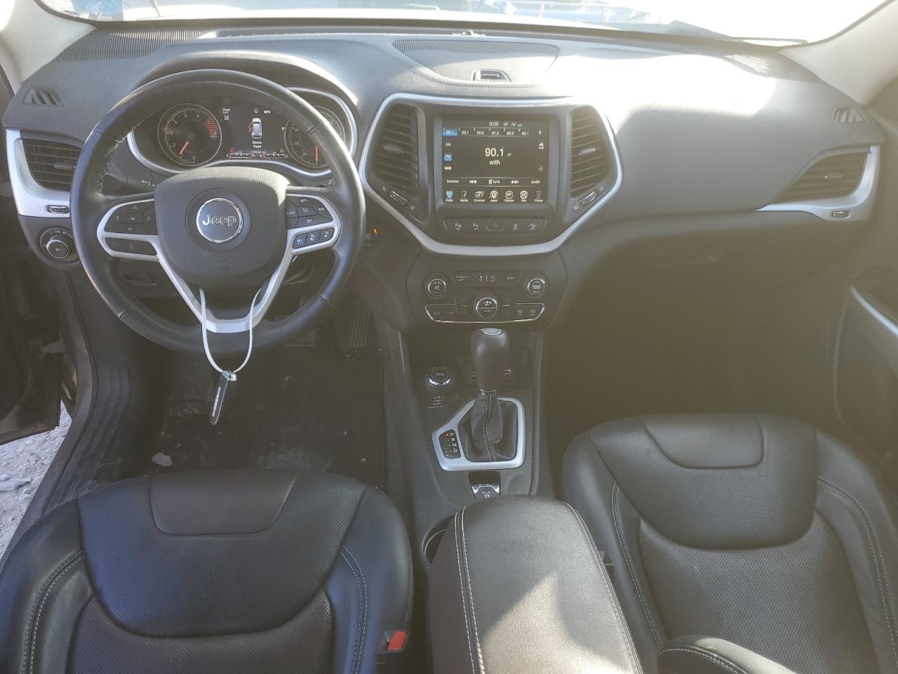 2017 Jeep Cherokee Limited VIN: 1C4PJMDS5HW584824 Lot: 93107785