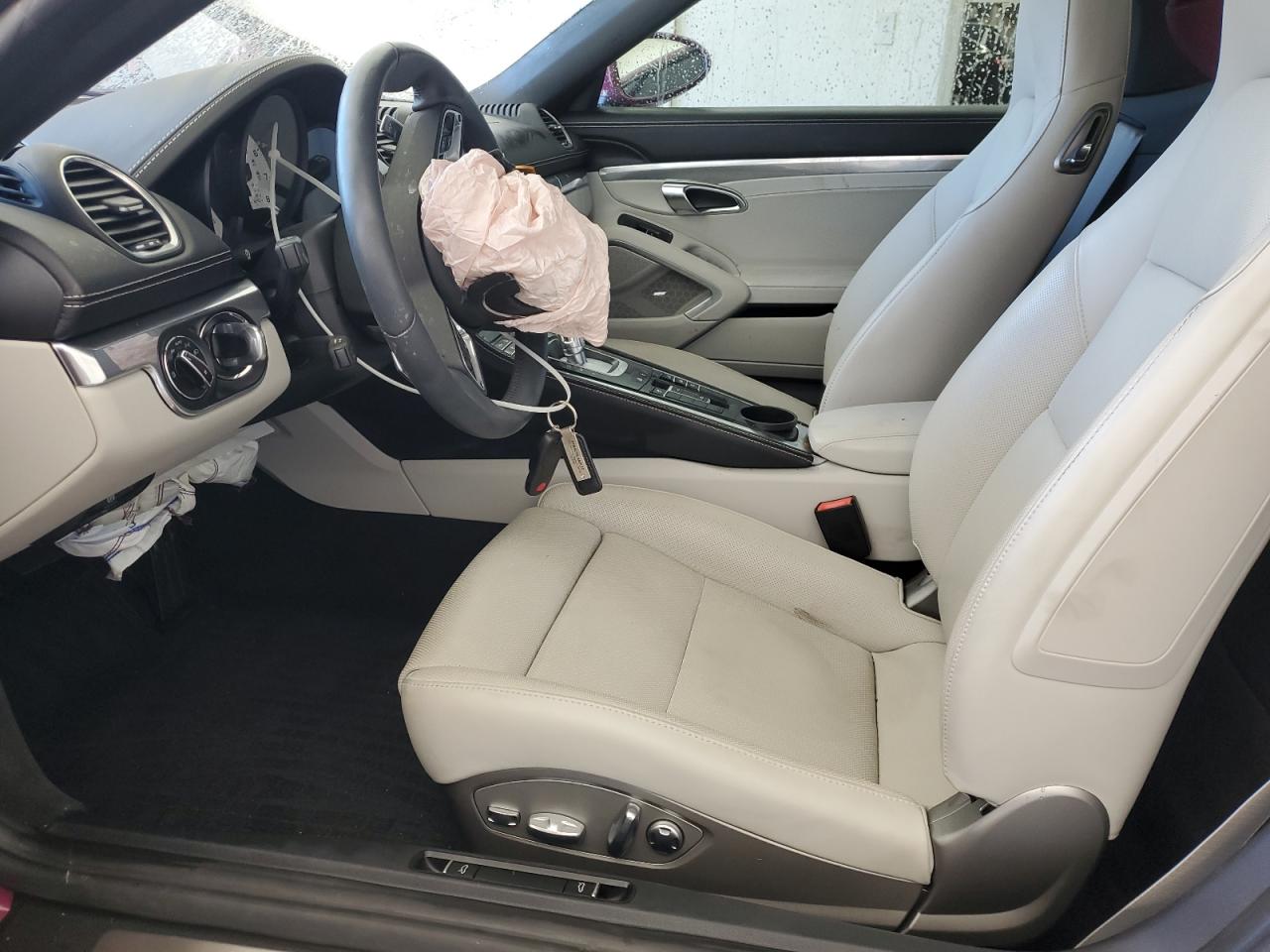 2024 Porsche Boxster Base VIN: WP0CA2A89RK205702 Lot: 91773635