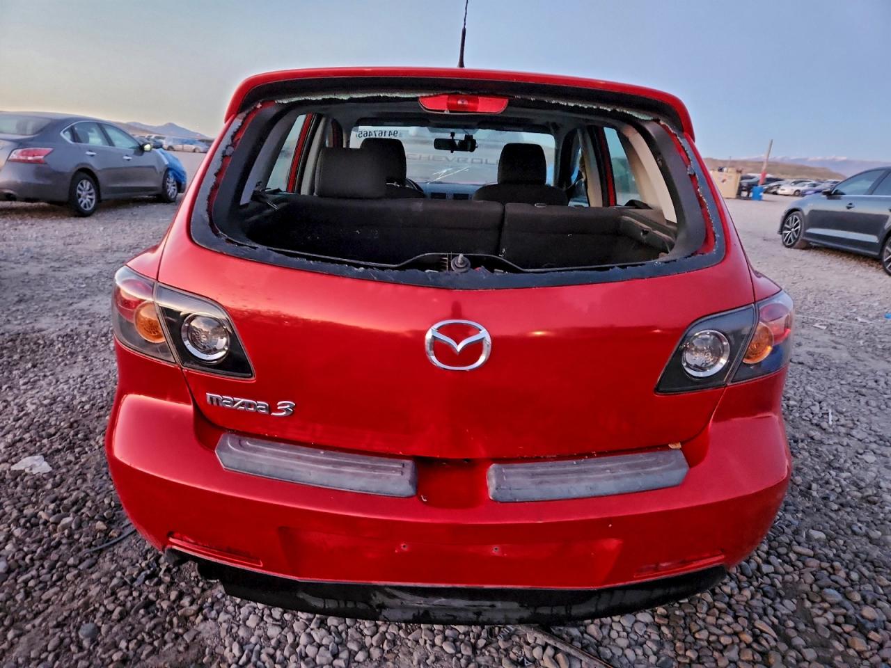 2006 Mazda 3 Hatchback VIN: JM1BK343X61447737 Lot: 94167465