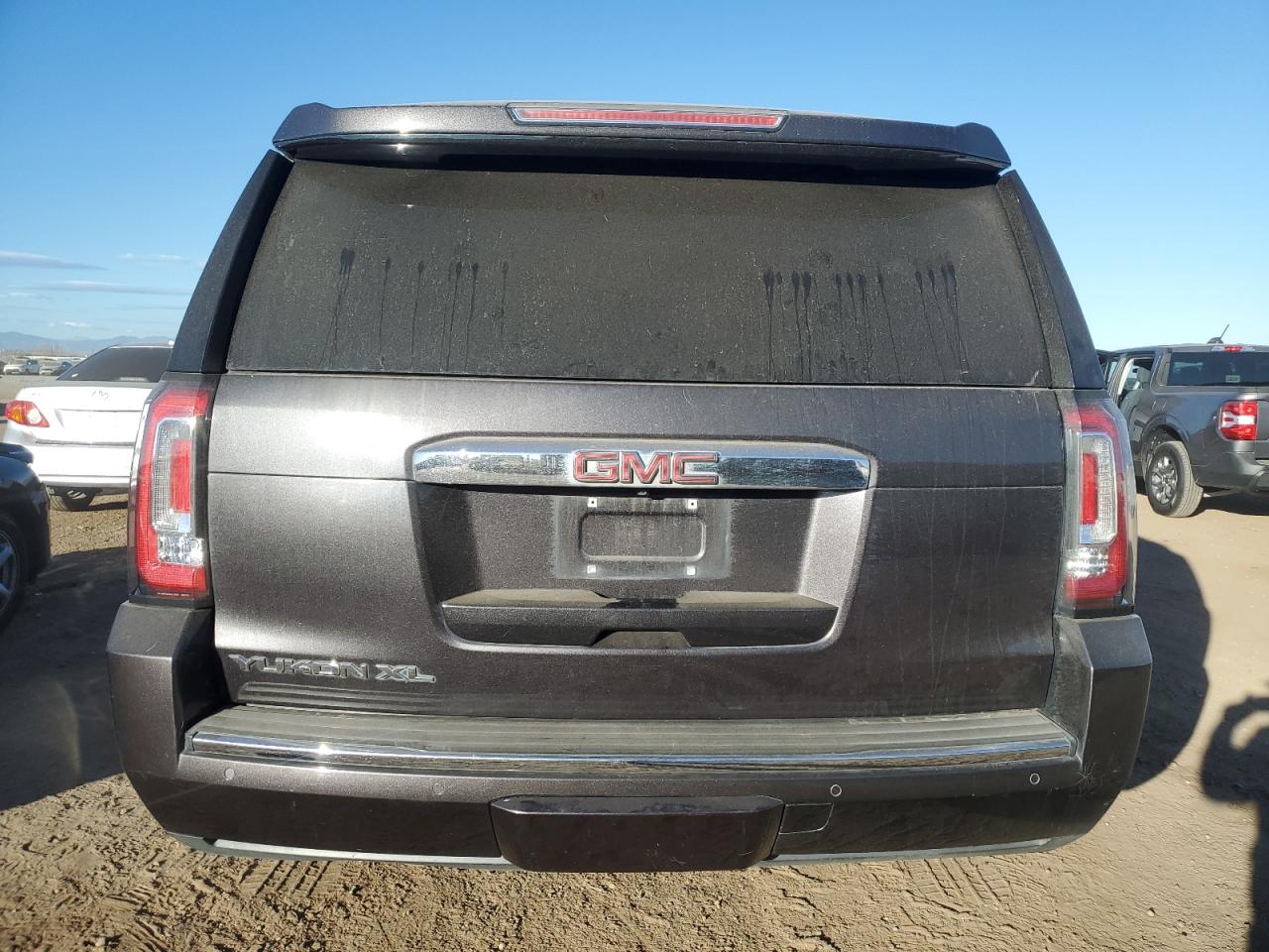 2016 GMC Yukon Xl Denali VIN: 1GKS2HKJ5GR163468 Lot: 92255965