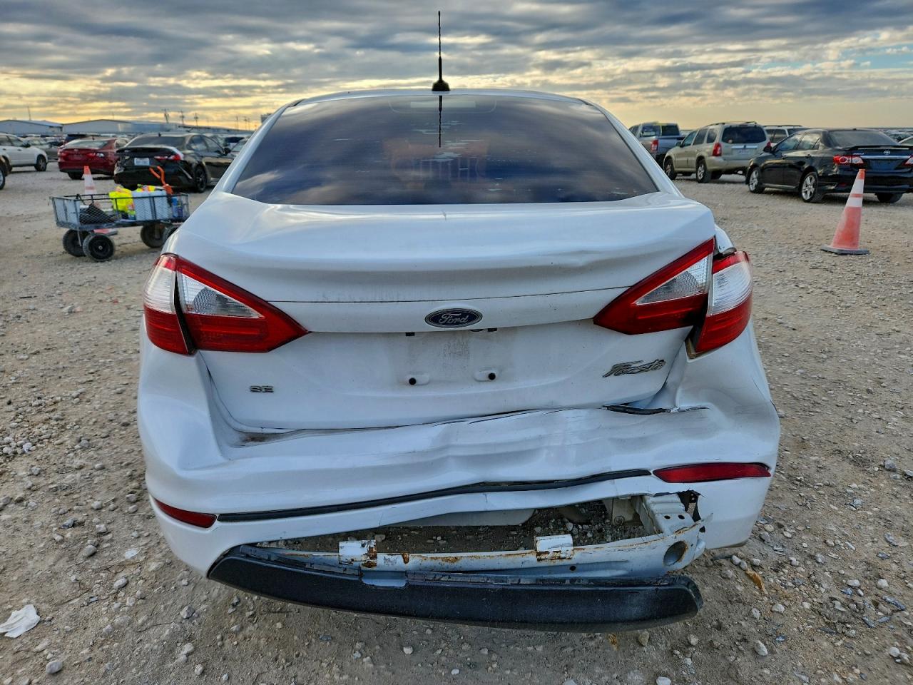 2019 Ford Fiesta Se VIN: 3FADP4BJ8KM117163 Lot: 93697995