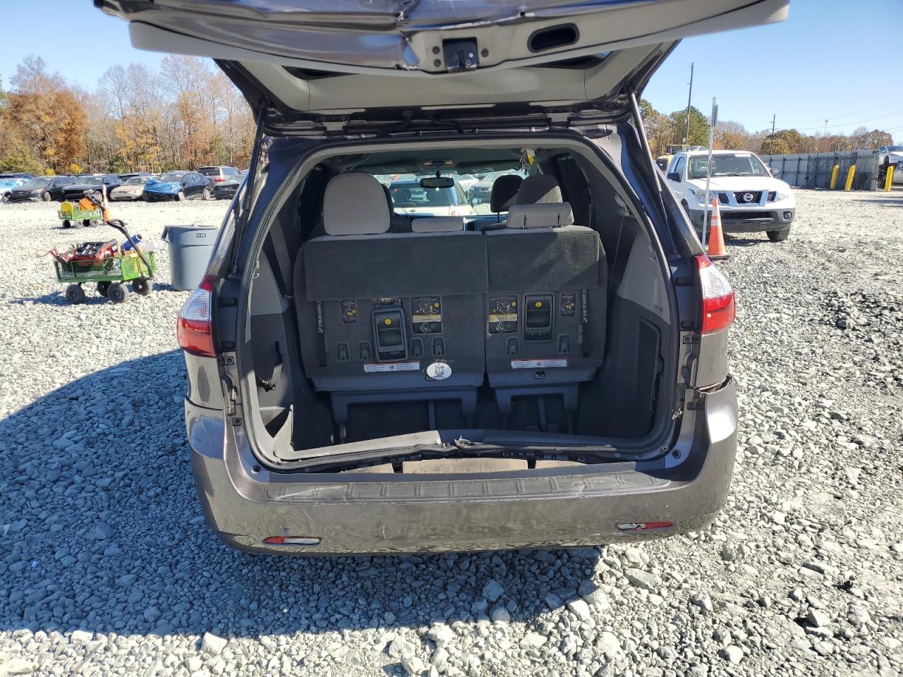 2017 Toyota Sienna Le VIN: 5TDKZ3DC9HS829968 Lot: 91562215