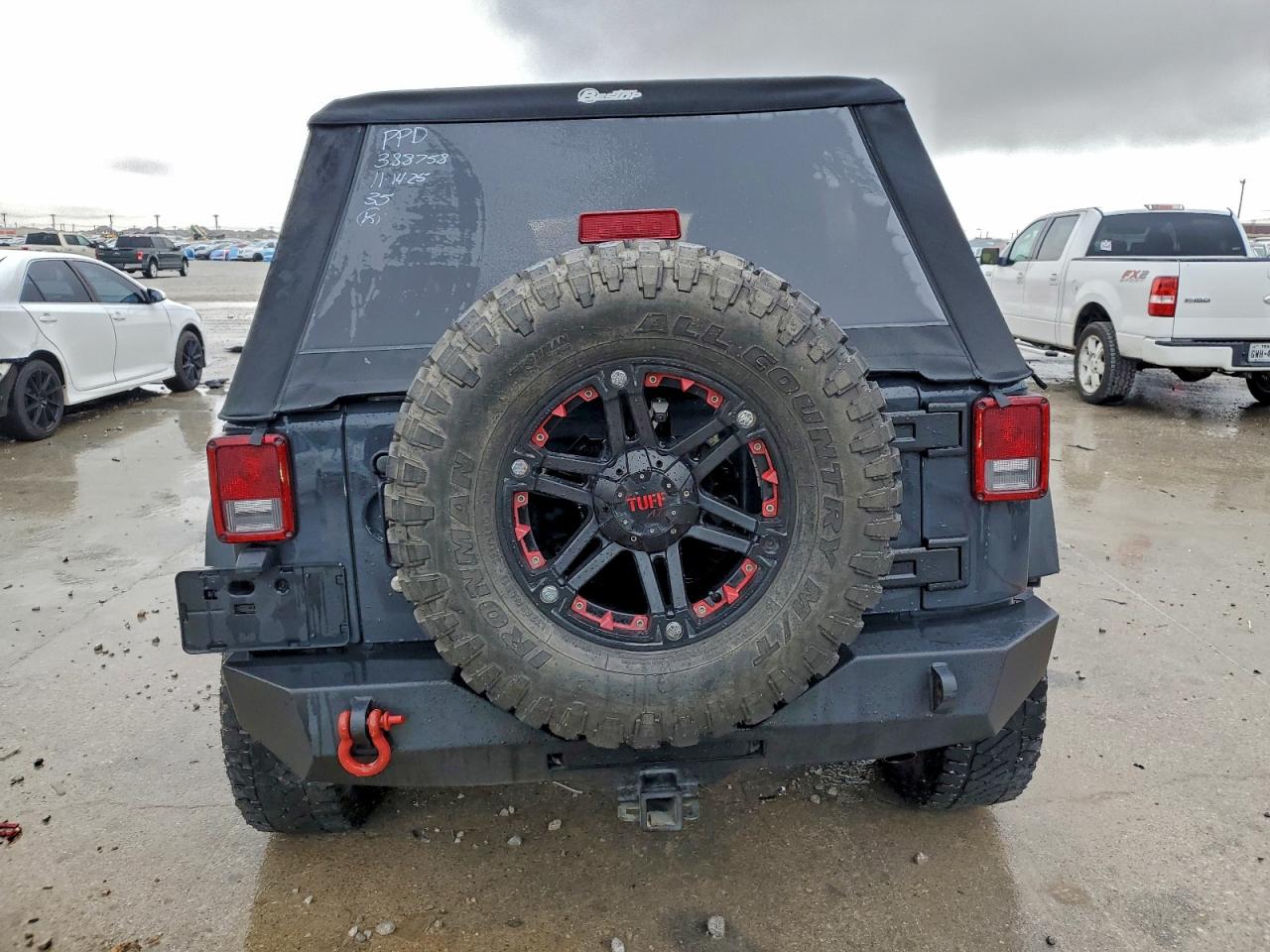 2016 Jeep Wrangler Unlimited Sport VIN: 1C4BJWDG3GL249353 Lot: 94080235