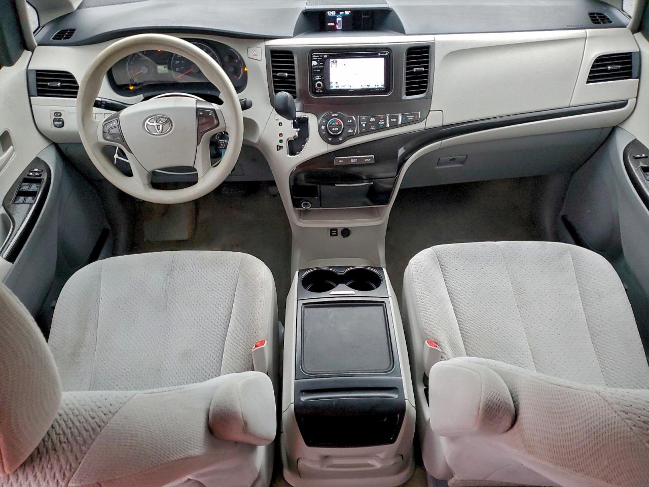 2013 Toyota Sienna Le VIN: 5TDKK3DC8DS345983 Lot: 93631305