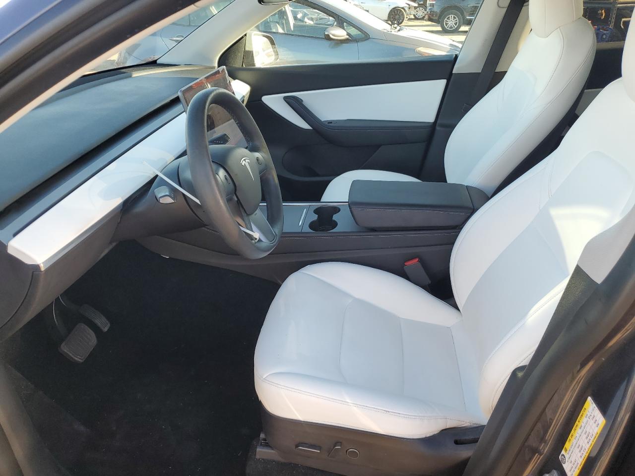 2021 Tesla Model Y VIN: 5YJYGDEE2MF271921 Lot: 92419945