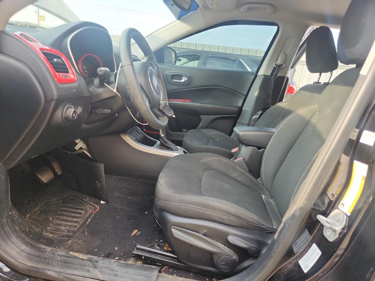 2018 Jeep Compass Sport VIN: 3C4NJCAB7JT133377 Lot: 93491255