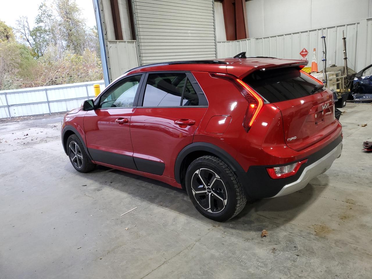 2024 Kia Niro Ex VIN: KNDCR3LE8R5173826 Lot: 90985185