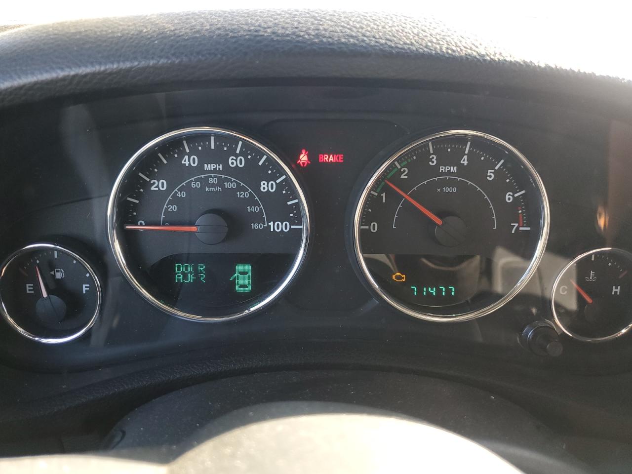 2014 Jeep Wrangler Sport VIN: 1C4AJWAG5EL185118 Lot: 91568885