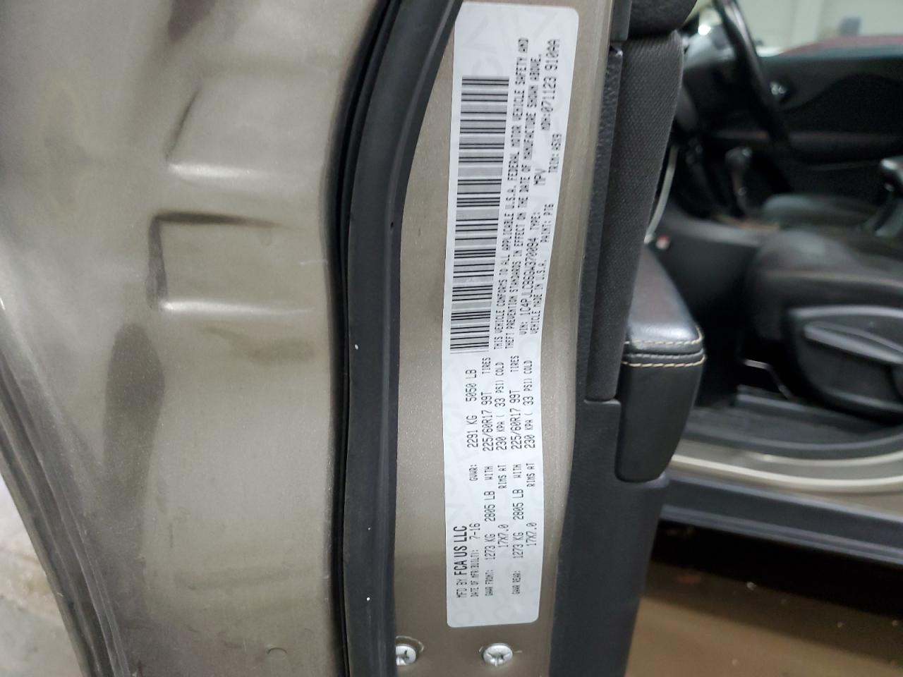 2016 Jeep Cherokee Latitude VIN: 1C4PJLCB6GW370094 Lot: 93399865