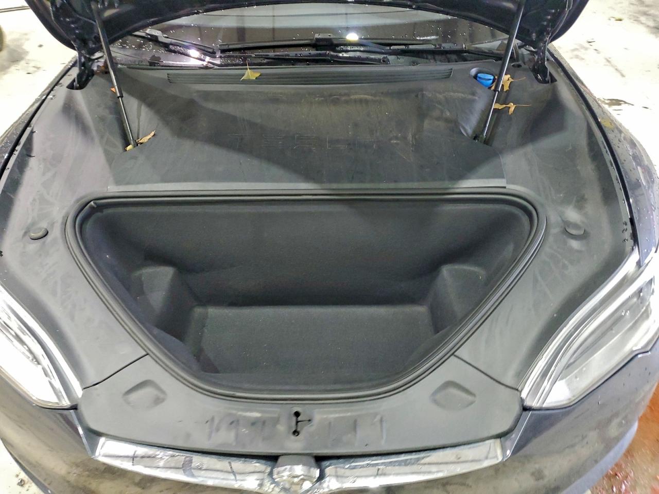 2016 Tesla Model S VIN: 5YJSA1E4XGF159627 Lot: 93038935