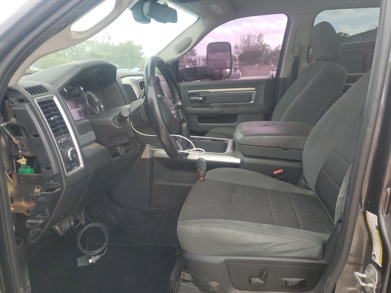 2017 Ram 2500 Slt VIN: 3C6UR5DL1HG619729 Lot: 91329275