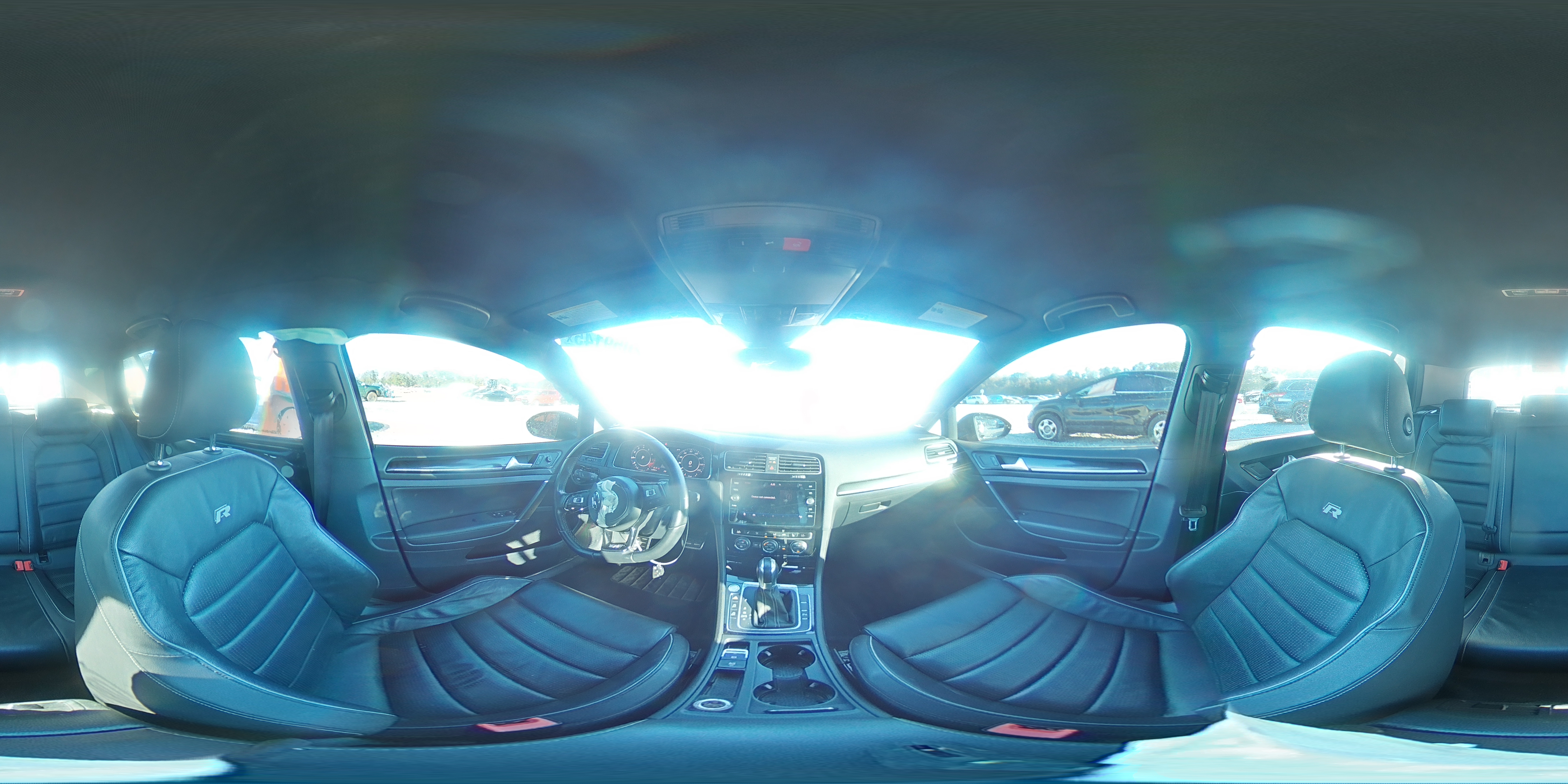 2018 Volkswagen Golf R VIN: WVWVF7AUXJW227760 Lot: 92059145