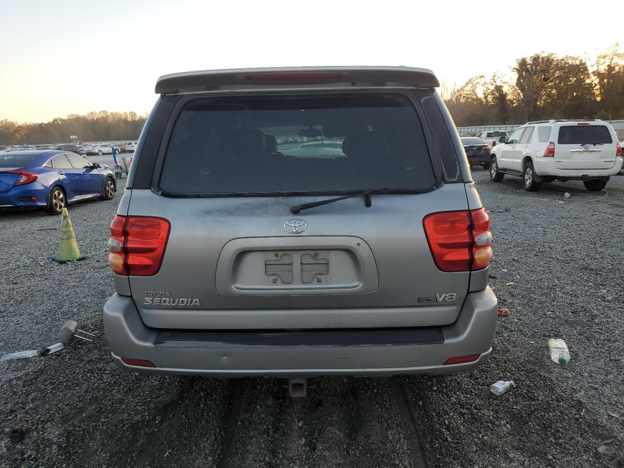 2001 Toyota Sequoia Limited VIN: 5TDZT38A51S055491 Lot: 92453895