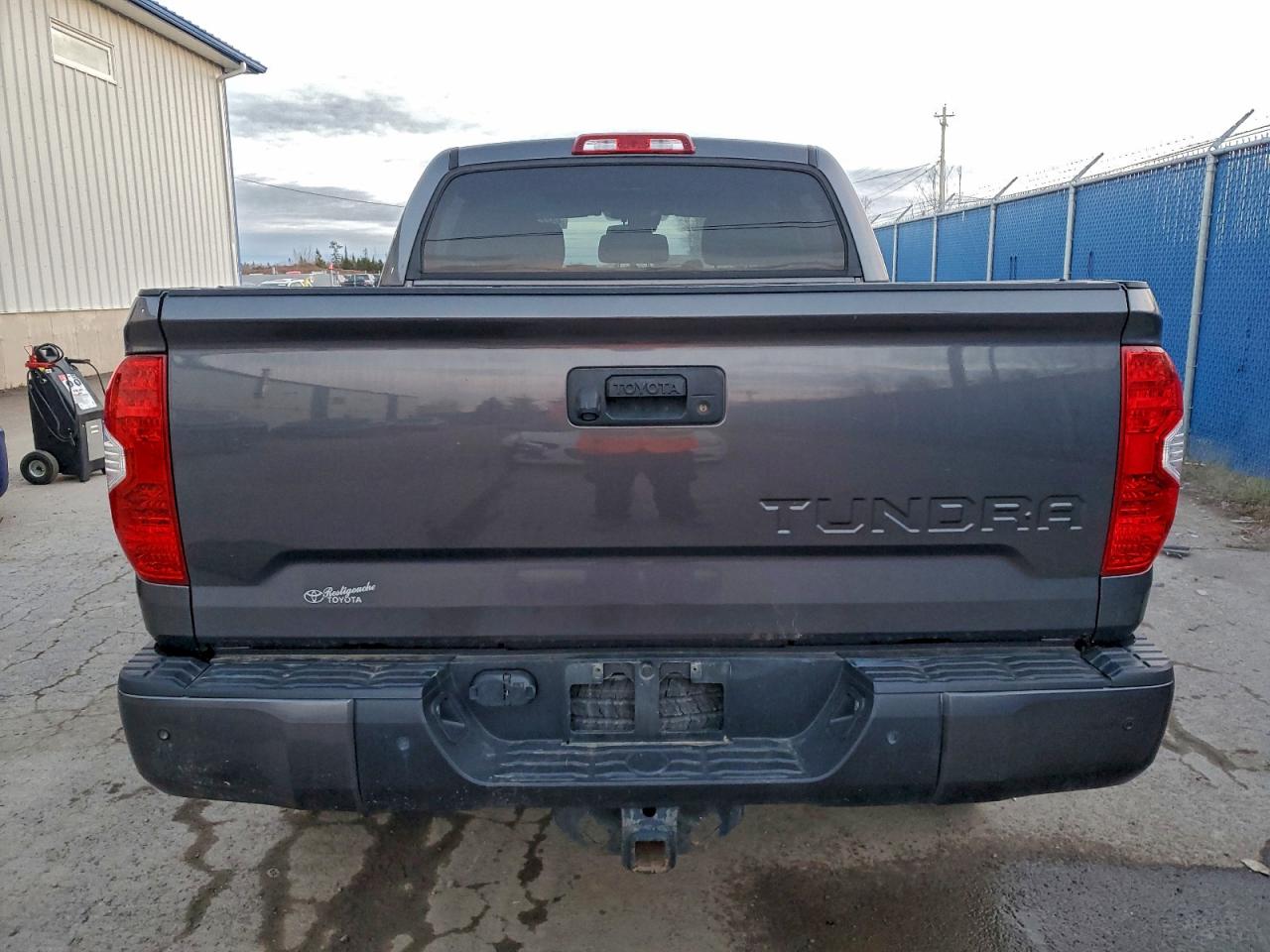 2018 Toyota Tundra Crewmax Sr5 VIN: 5TFDY5F17JX727958 Lot: 92664805