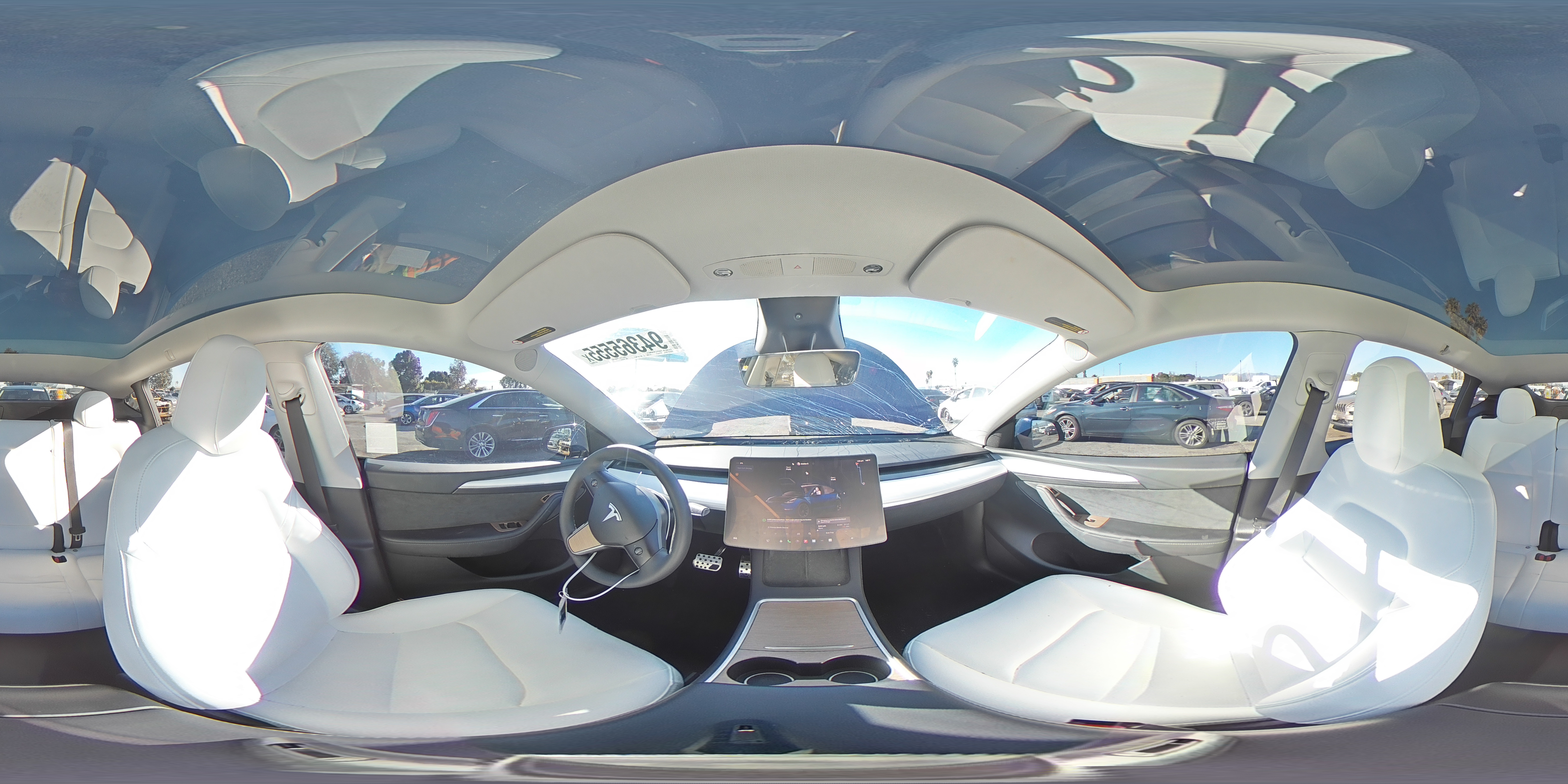 2024 Tesla Model Y VIN: 7SAYGDEEXRF003676 Lot: 94365555