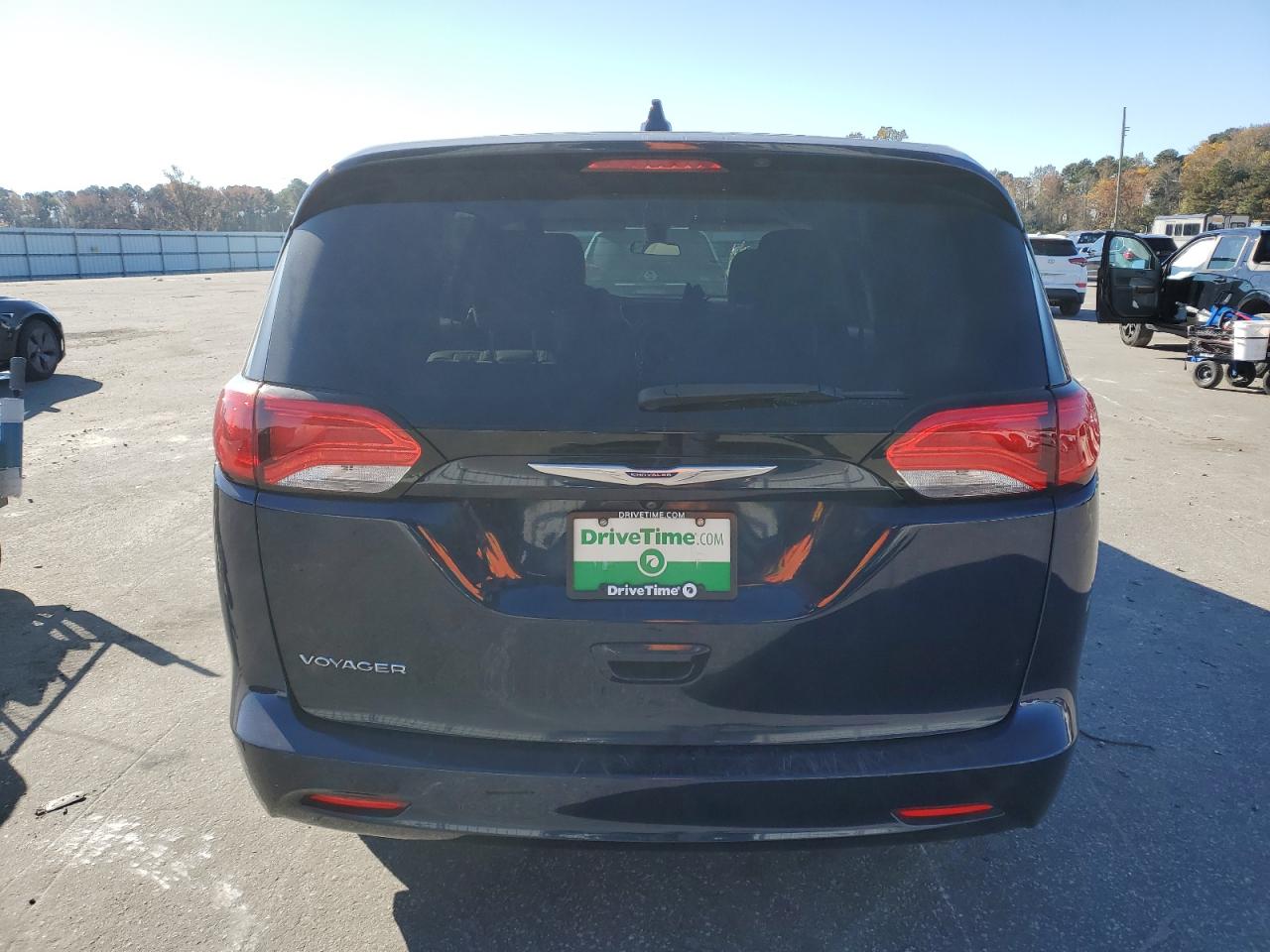 2020 Chrysler Voyager Lx VIN: 2C4RC1CG4LR131178 Lot: 92093755