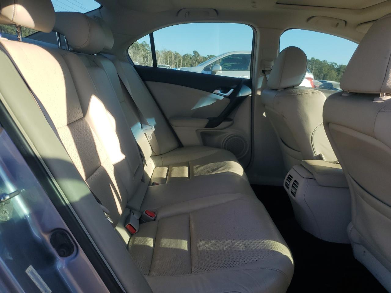 2011 Acura Tsx VIN: JH4CU2F63BC013981 Lot: 92692125