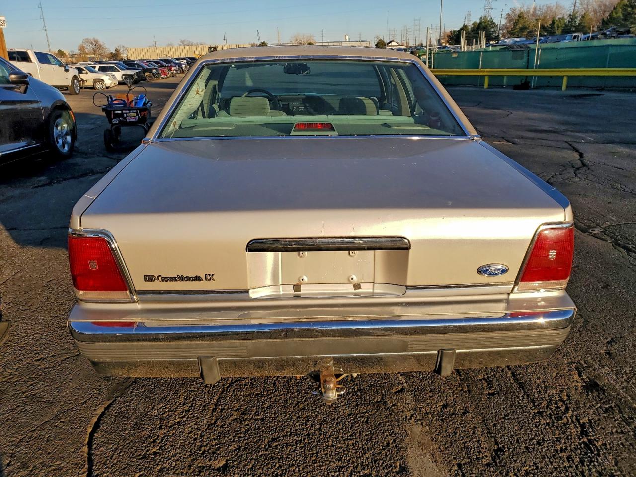 1990 Ford Crown Victoria Lx VIN: 2FACP74F4LX113719 Lot: 94689595