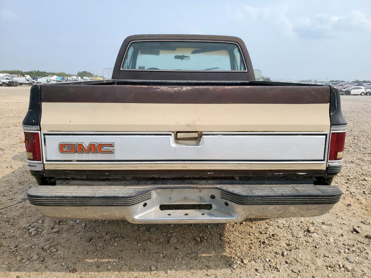 1985 GMC C1500 VIN: 1GTEC14H2FS525545 Lot: 93433065