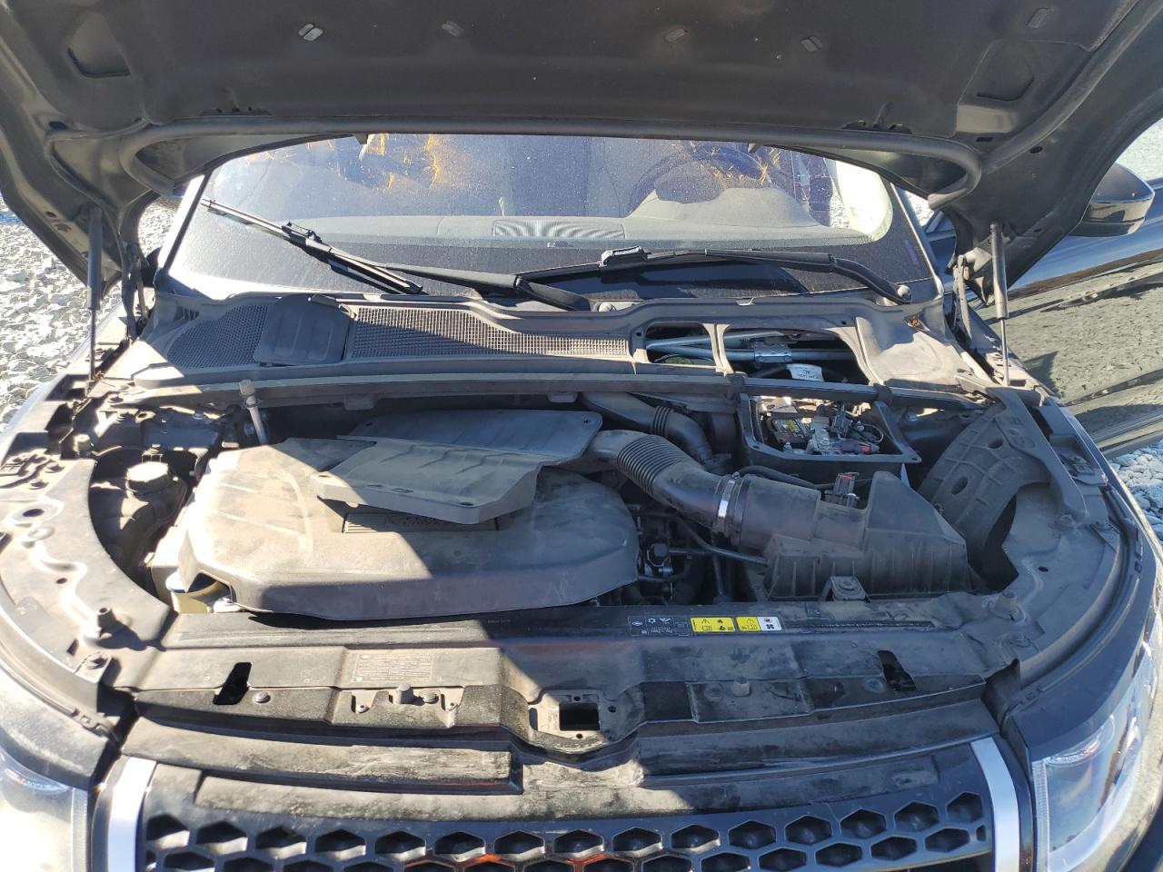 2016 Land Rover Range Rover Evoque Se VIN: SALVP2BG5GH082657 Lot: 90760165