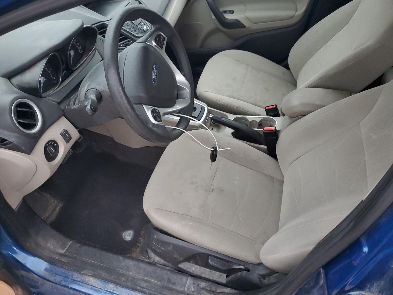 2019 Ford Fiesta Se VIN: 3FADP4EJ2KM164734 Lot: 92656845