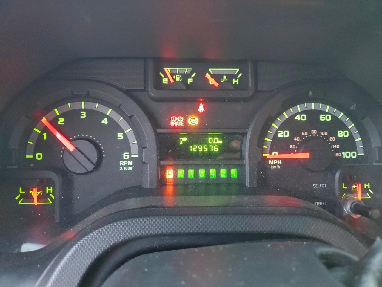 2016 Ford Econoline E450 Super Duty Cutaway Van VIN: 1FDFE4FS1GDC14098 Lot: 93412815