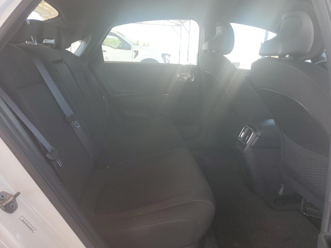 2025 Hyundai Ioniq 6 Se VIN: KMHM24AA2SA083532 Lot: 92021175