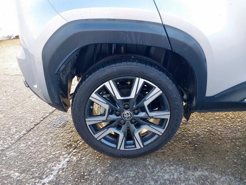 2024 TOYOTA YARIS CROSS 1.5 HYBRID 130 PREMIERE EDITION AWD 5DR CVT