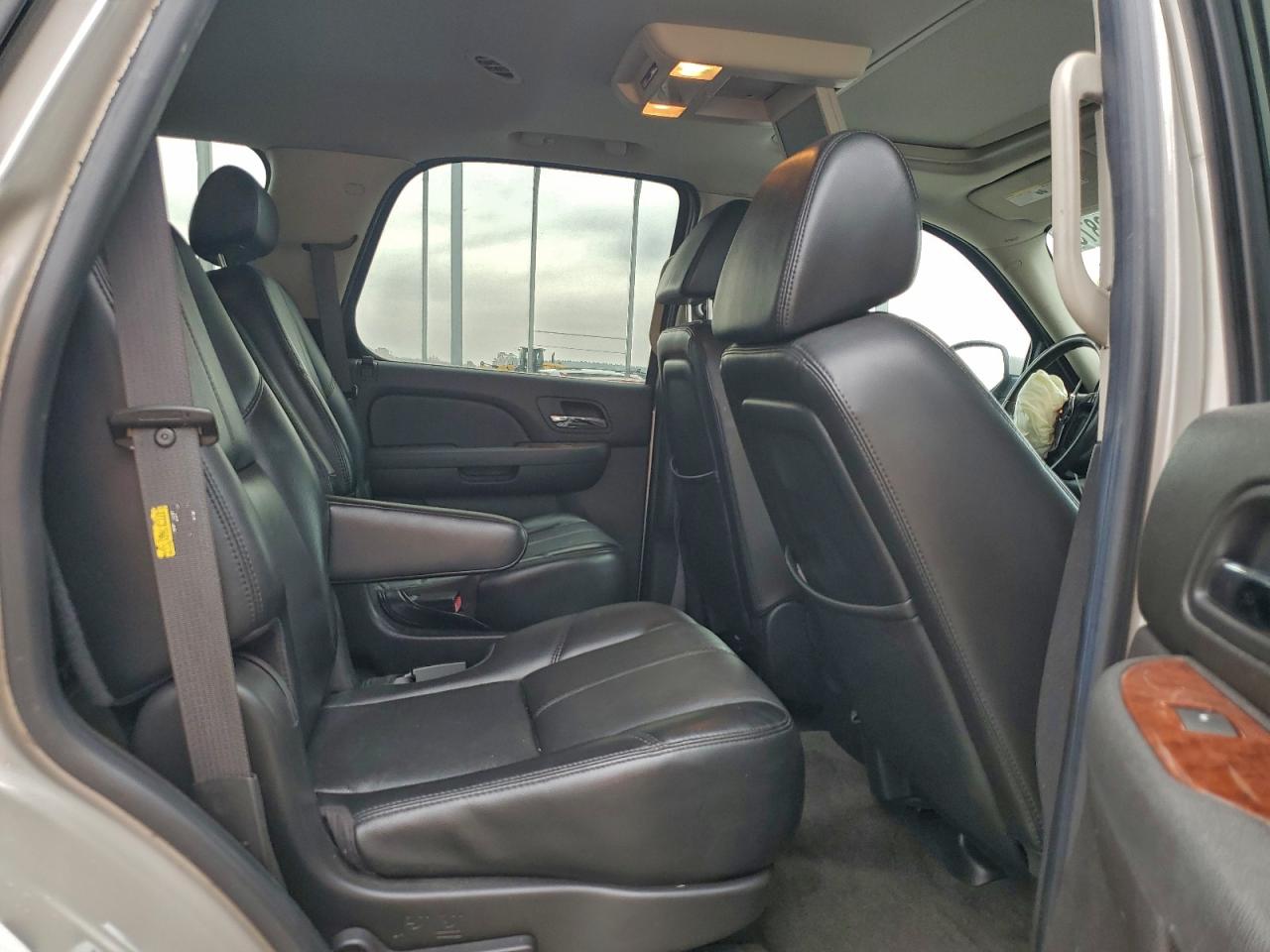 2007 Chevrolet Tahoe C1500 VIN: 1GNFC13057R254318 Lot: 93912875