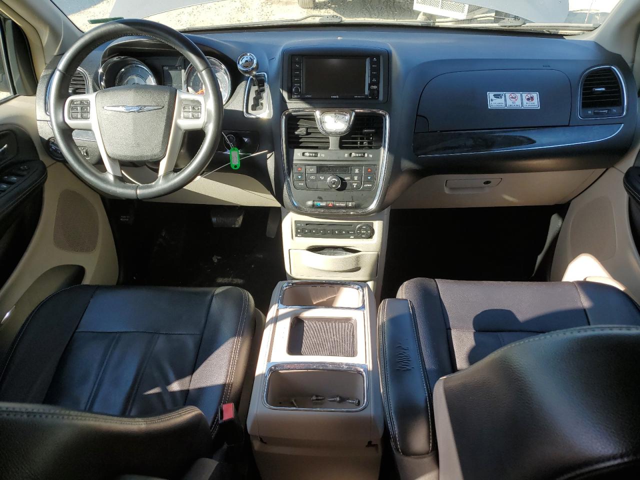 2015 Chrysler Town & Country Touring VIN: 2C4RC1BG3FR608639 Lot: 93205255