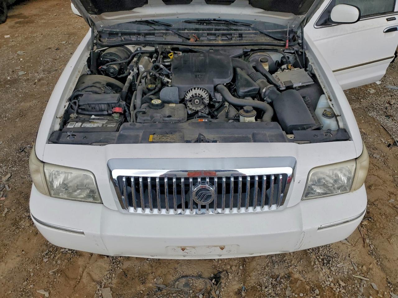 2008 Mercury Grand Marquis Ls VIN: 2MEFM75V78X660253 Lot: 93593095