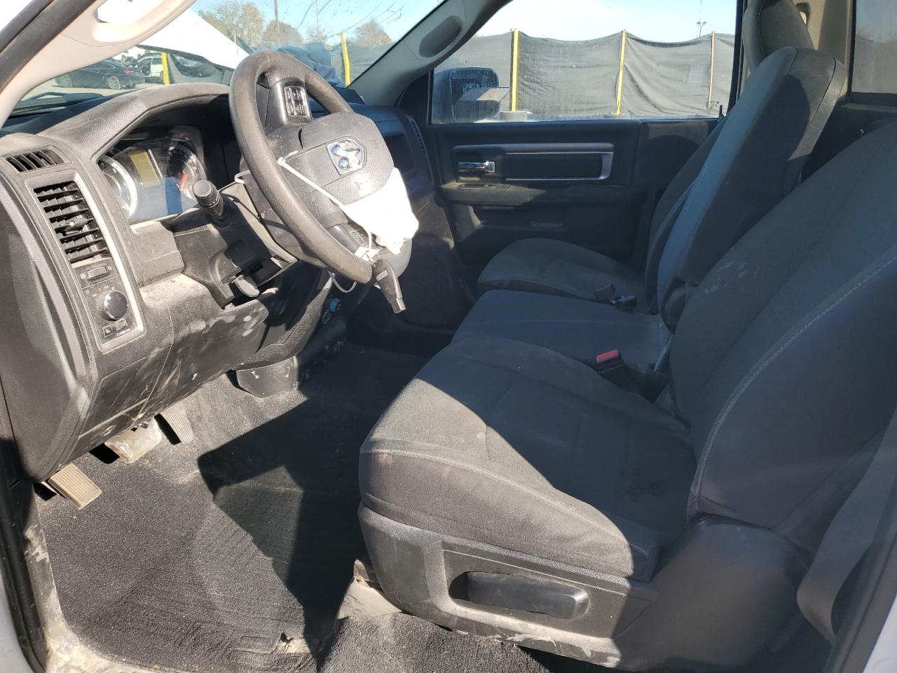 2022 Ram 1500 Classic Tradesman VIN: 3C6JR6DG9NG233714 Lot: 91468835