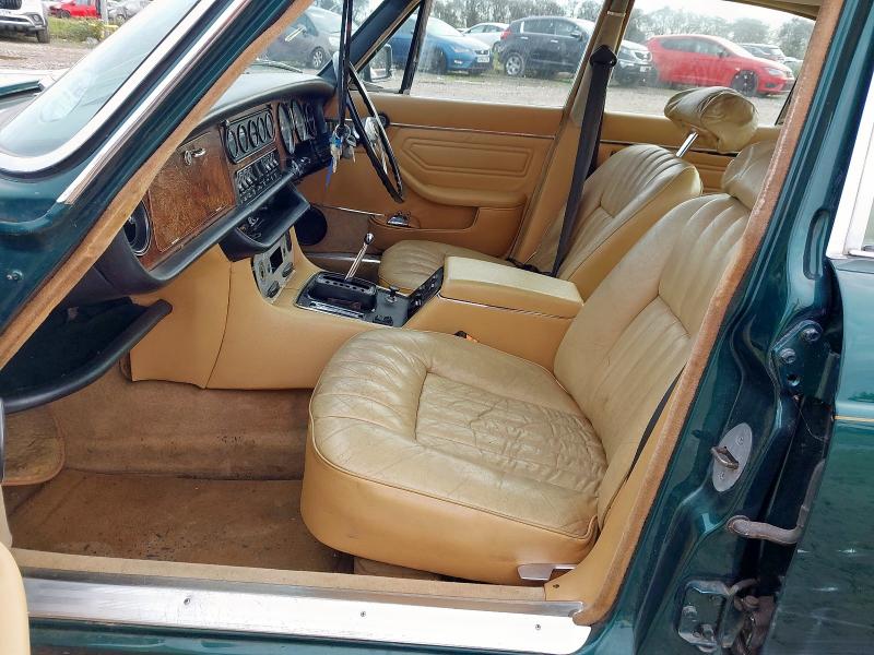 1972 DAIMLER SOVEREIGN 4.2 AUTO 