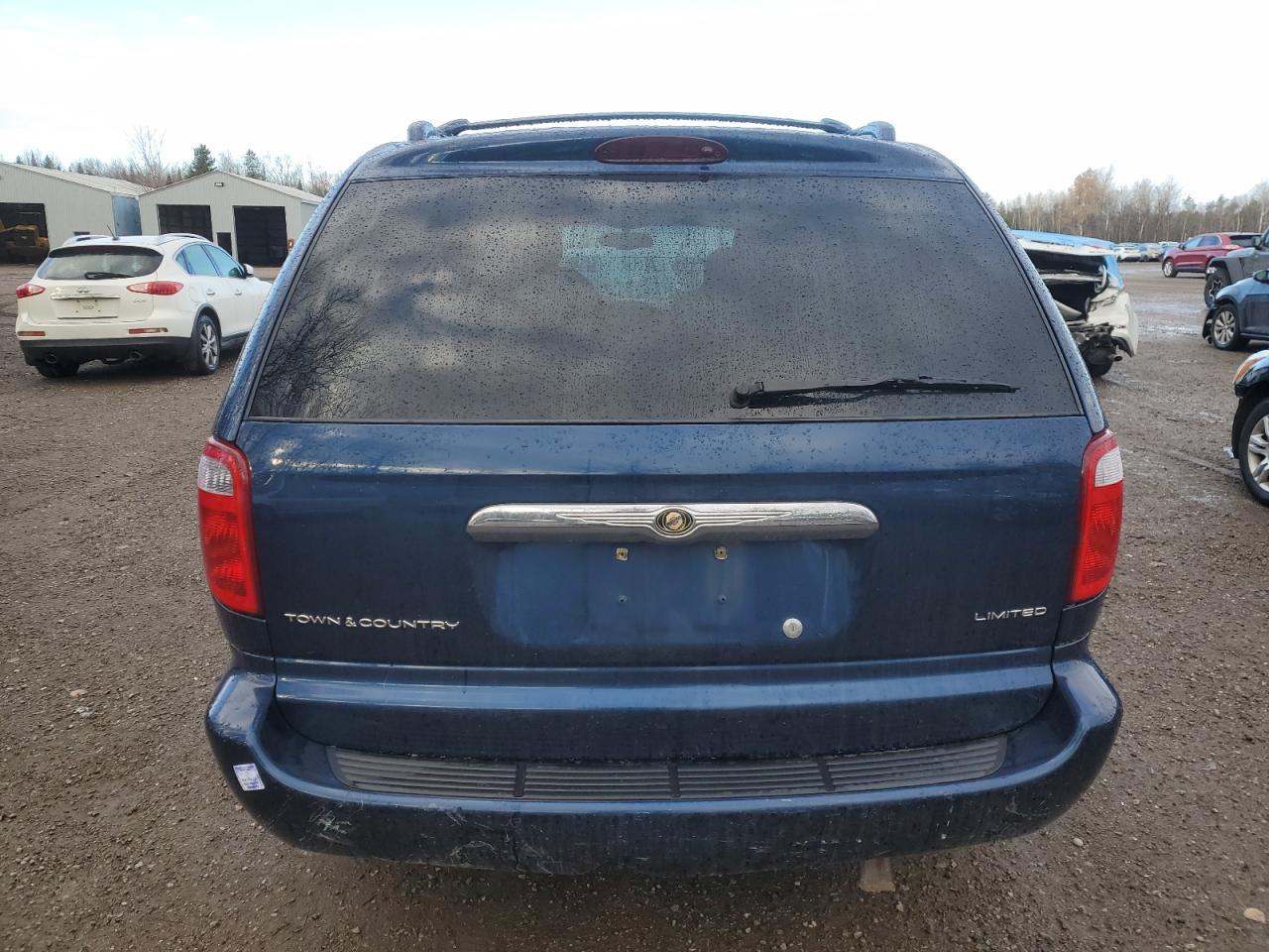 2001 Chrysler Town & Country Limited VIN: 2C8GP64L01R382926 Lot: 91299425